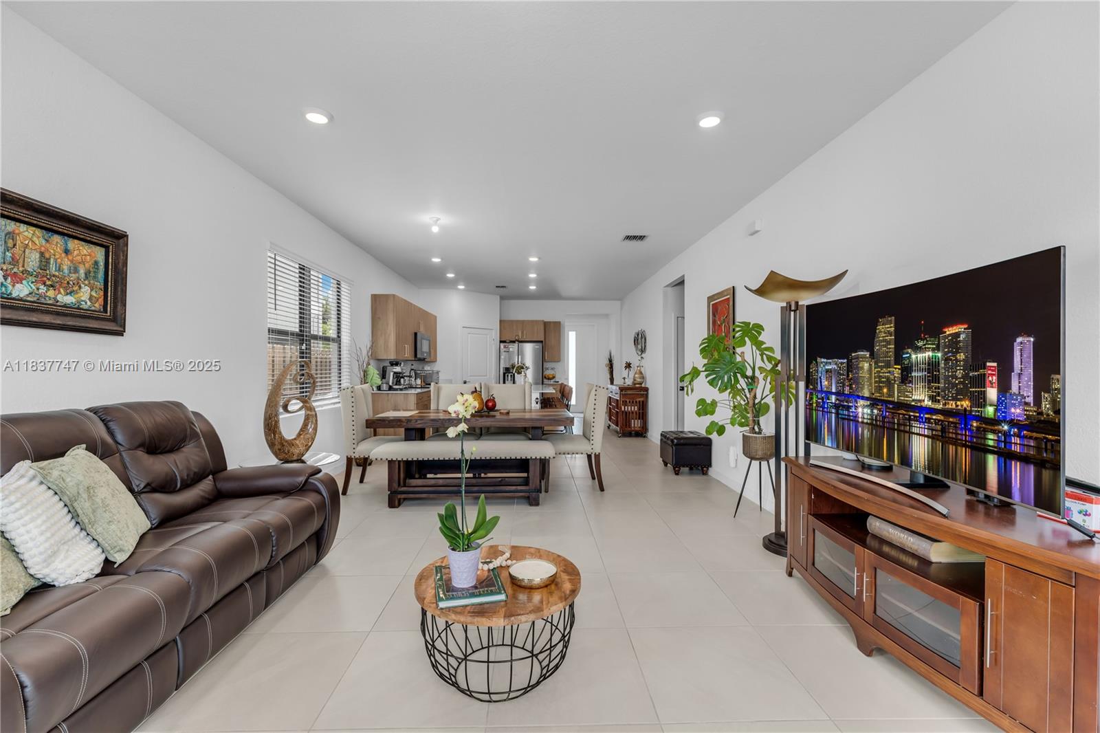 DIXIE HEIGHTS - Residential