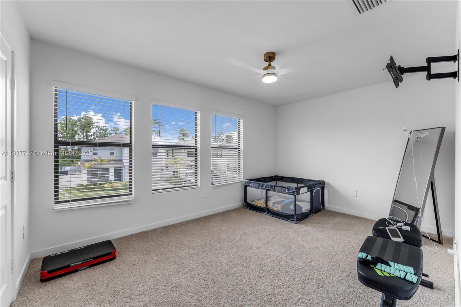 DIXIE HEIGHTS - Residential