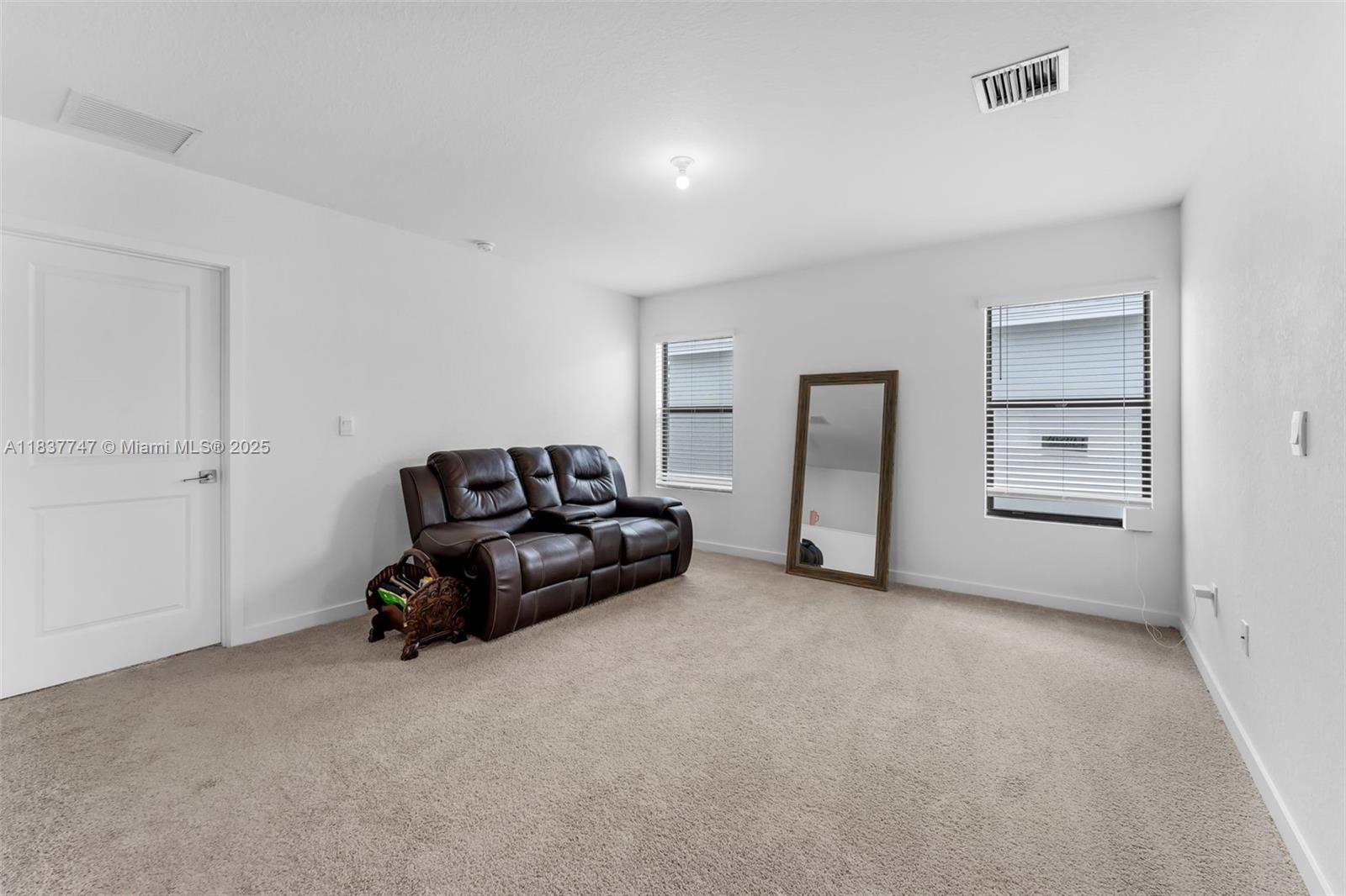 DIXIE HEIGHTS - Residential