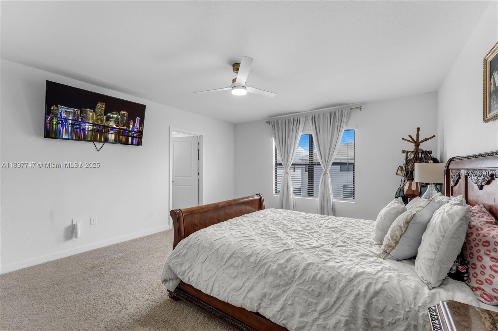 DIXIE HEIGHTS - Residential