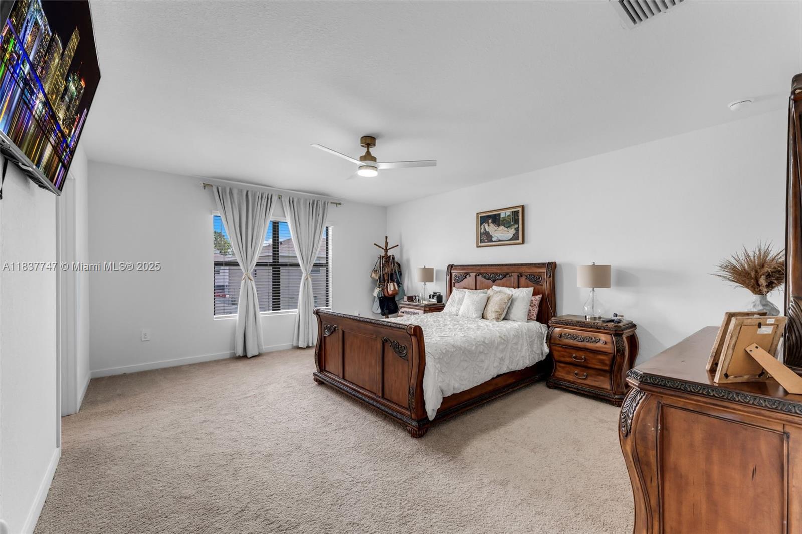 DIXIE HEIGHTS - Residential