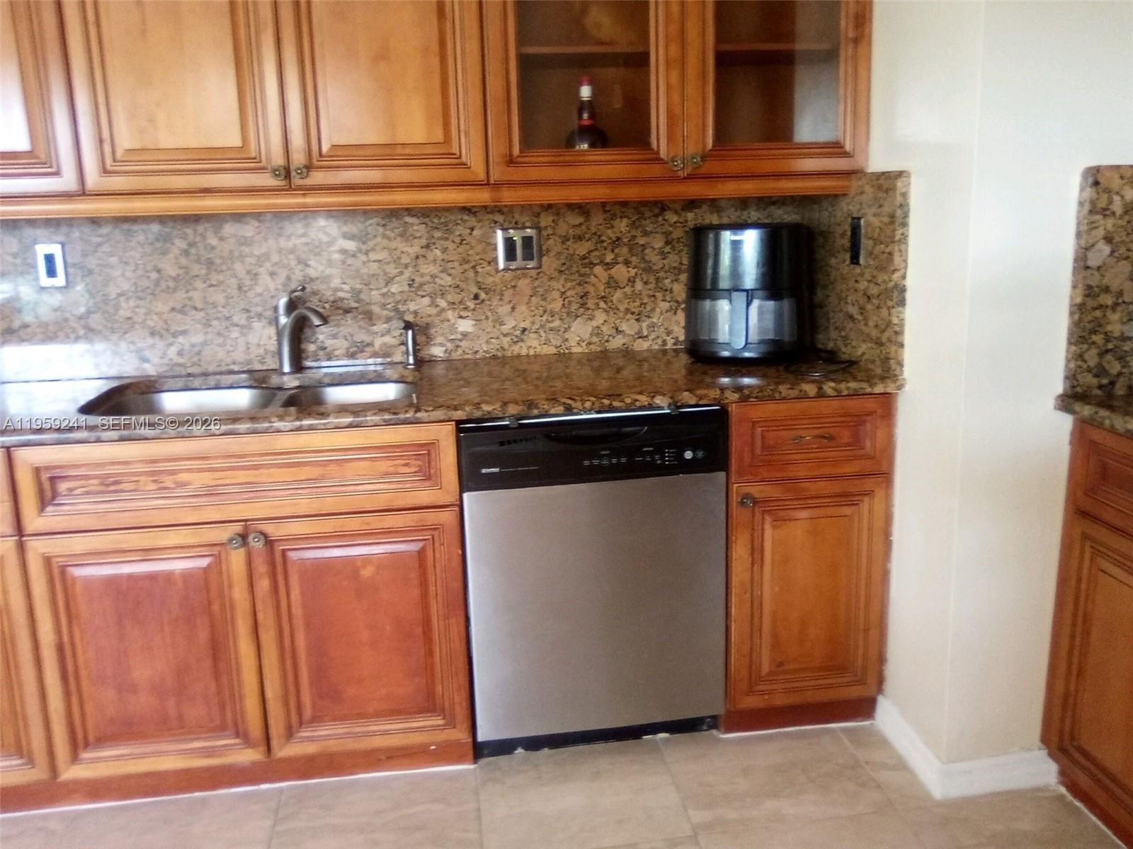 KESSLER GROVE SEC 1 - Residential