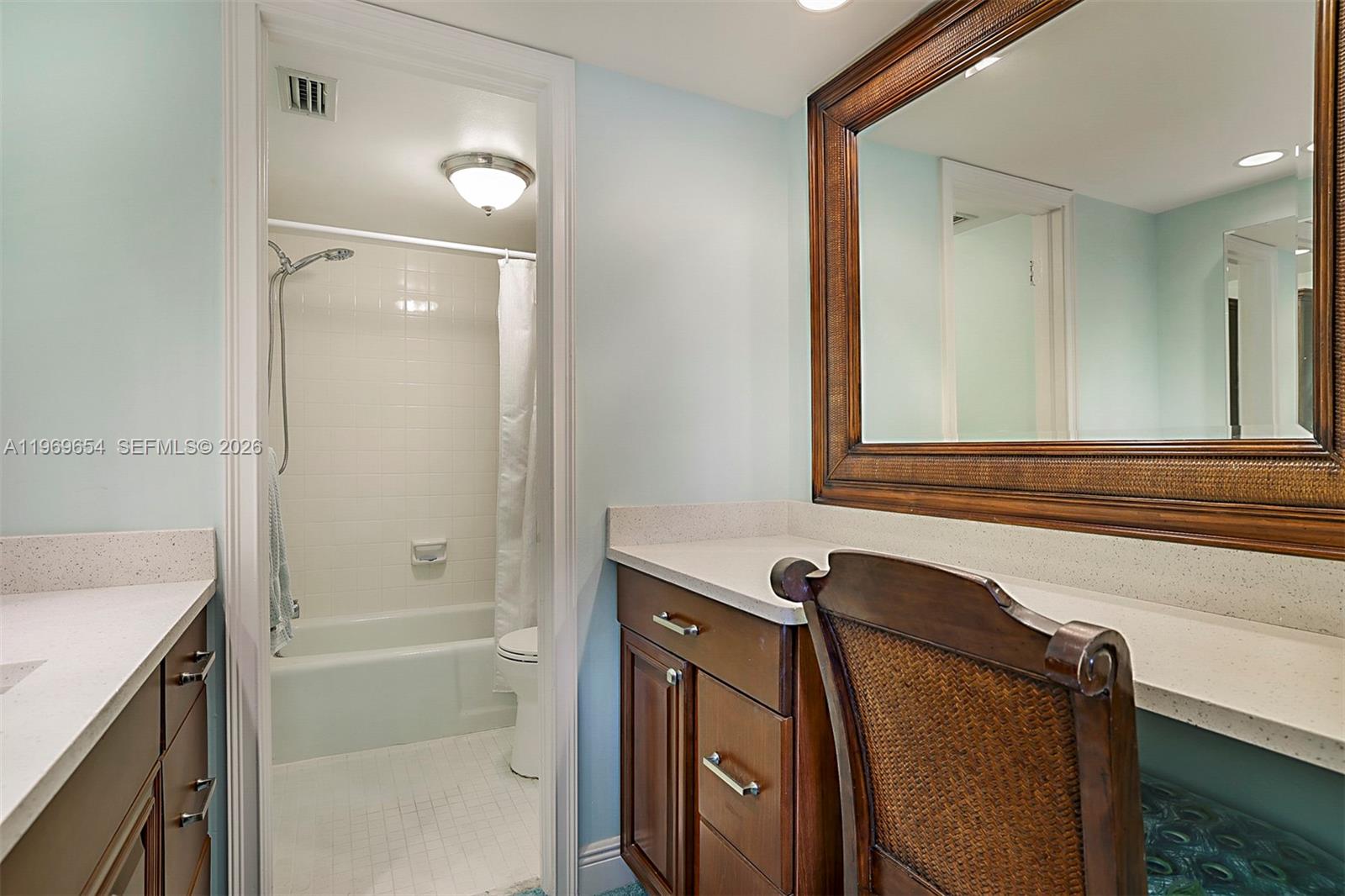 BROADVIEW CONDO - Residential