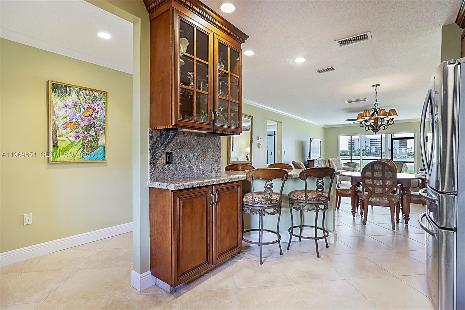 BROADVIEW CONDO - Residential