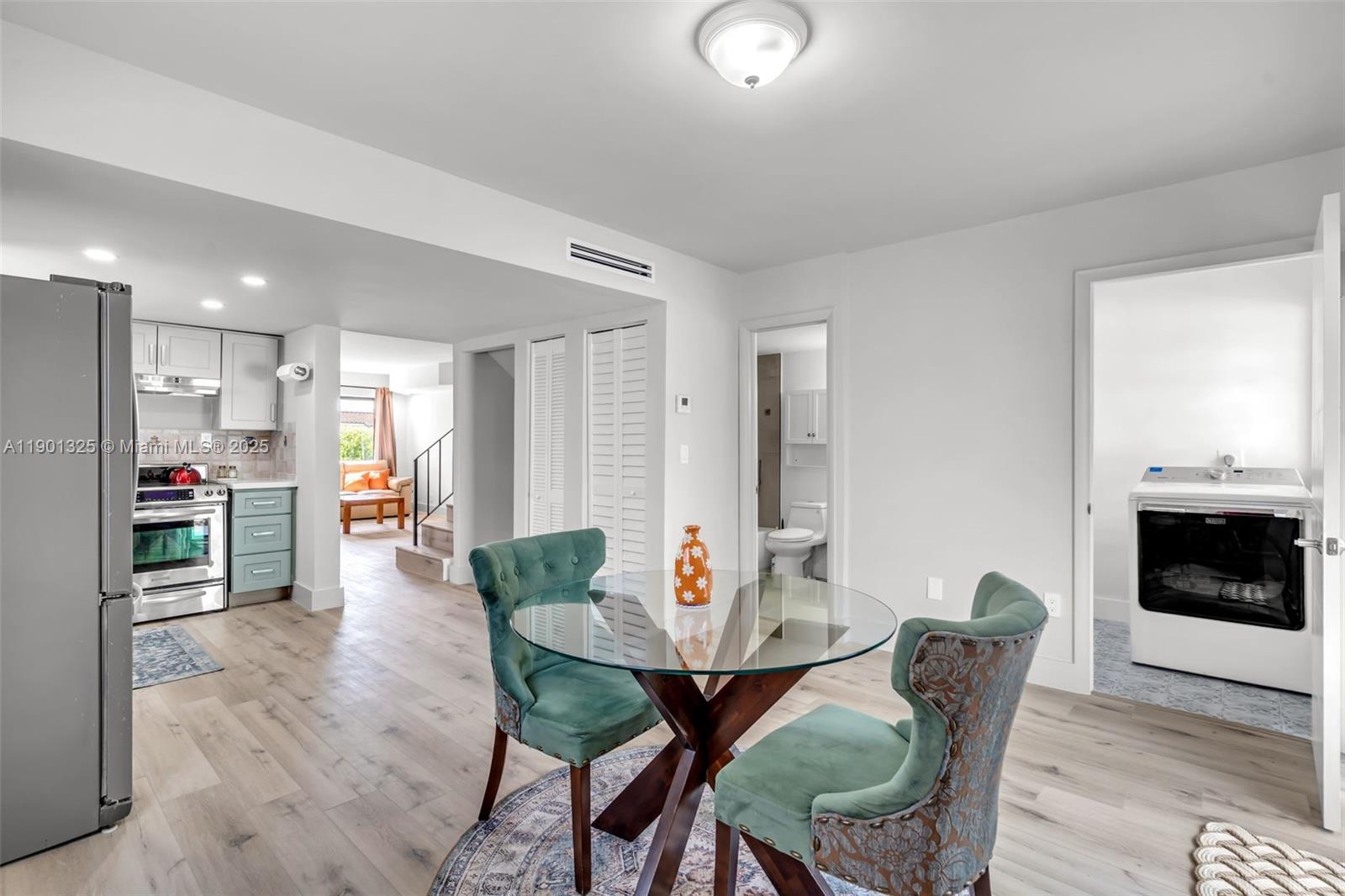 BIRD ROAD HIGHLANDS - Residential