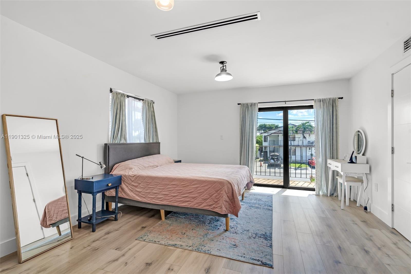 BIRD ROAD HIGHLANDS - Residential