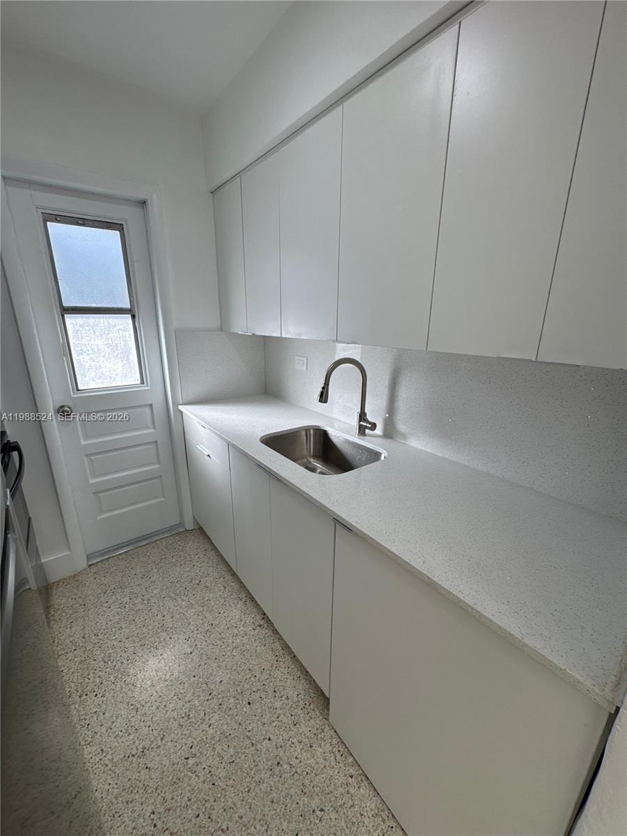 CITY OF MIAMI SOUTH - Residential Lease