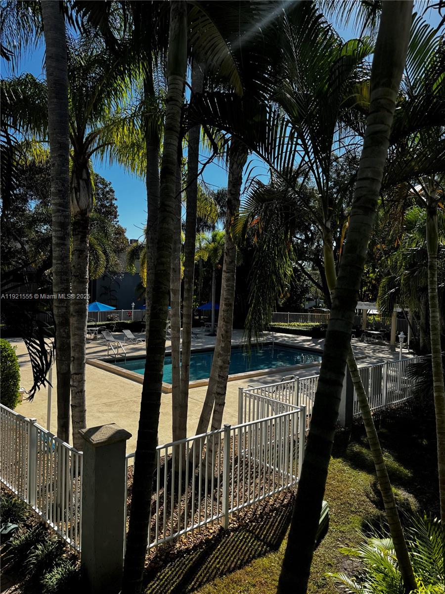 SUNWOOD CONDO - Residential