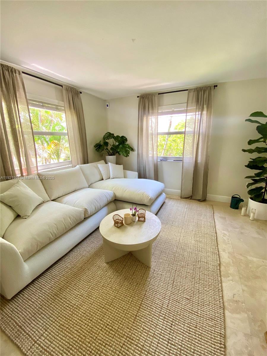 4600 SW 67th Ave 240