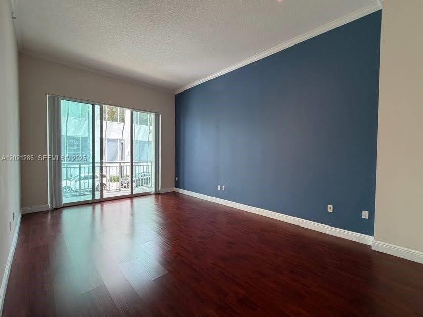 2000 N Bayshore Dr 126