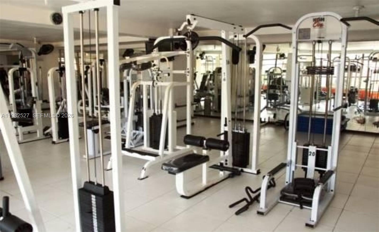 17375 Collins Ave 1704