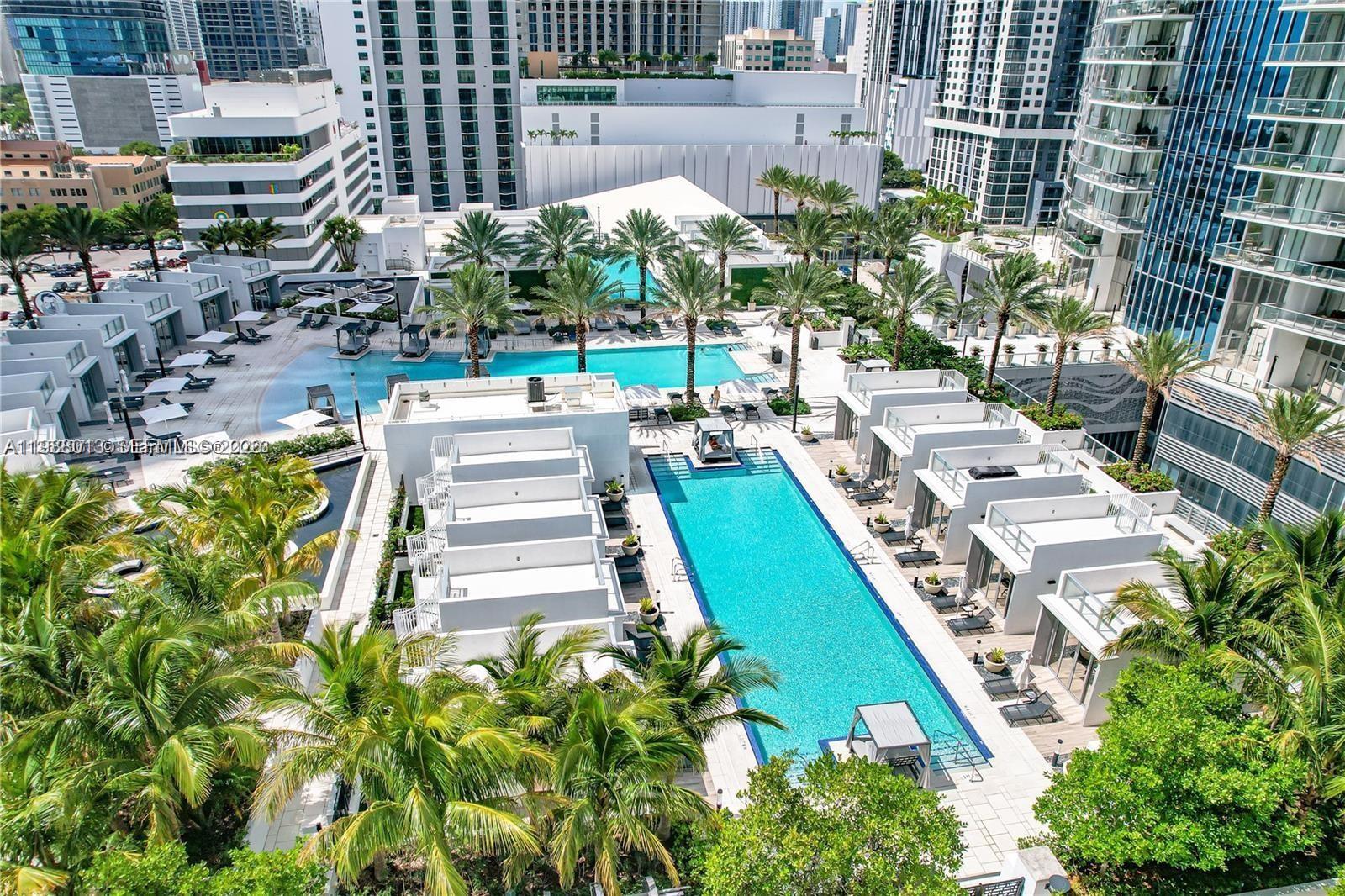 PARAMOUNT MIAMI WORLDCENT - Residential Lease