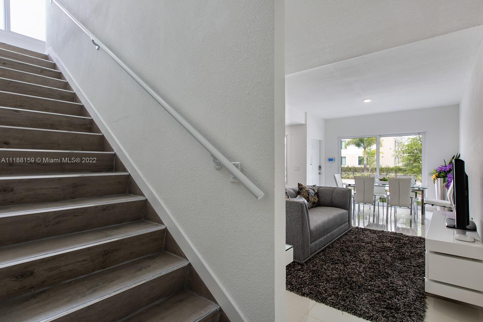 GRACE HOMES - Residential