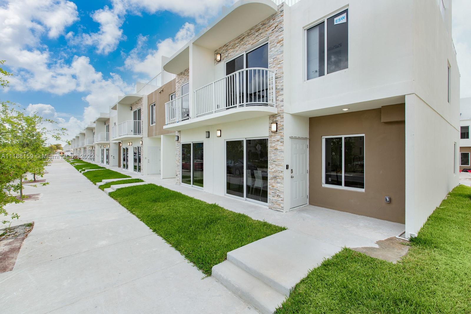 GRACE HOMES - Residential