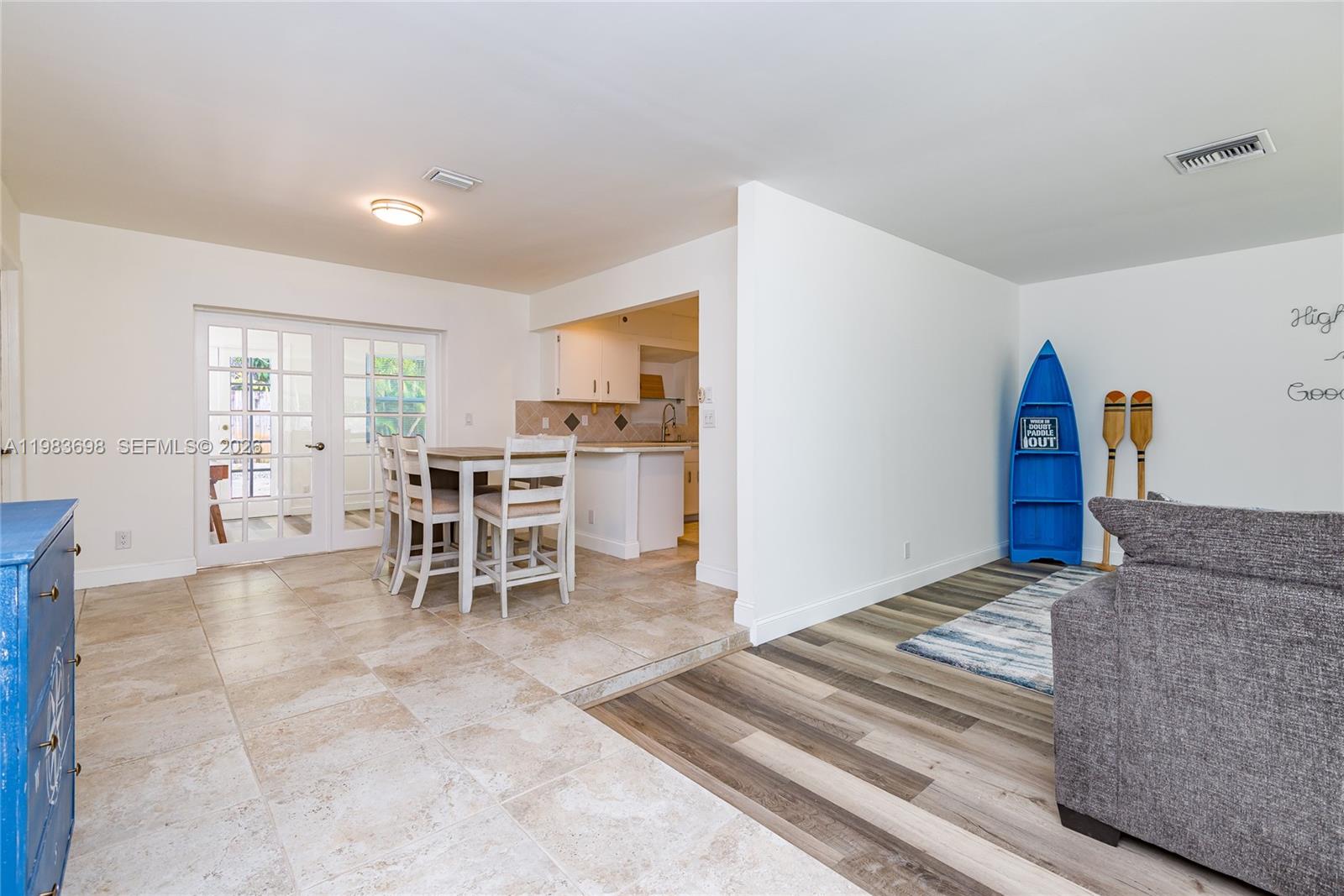 TROPIC PALMS 1 - Residential