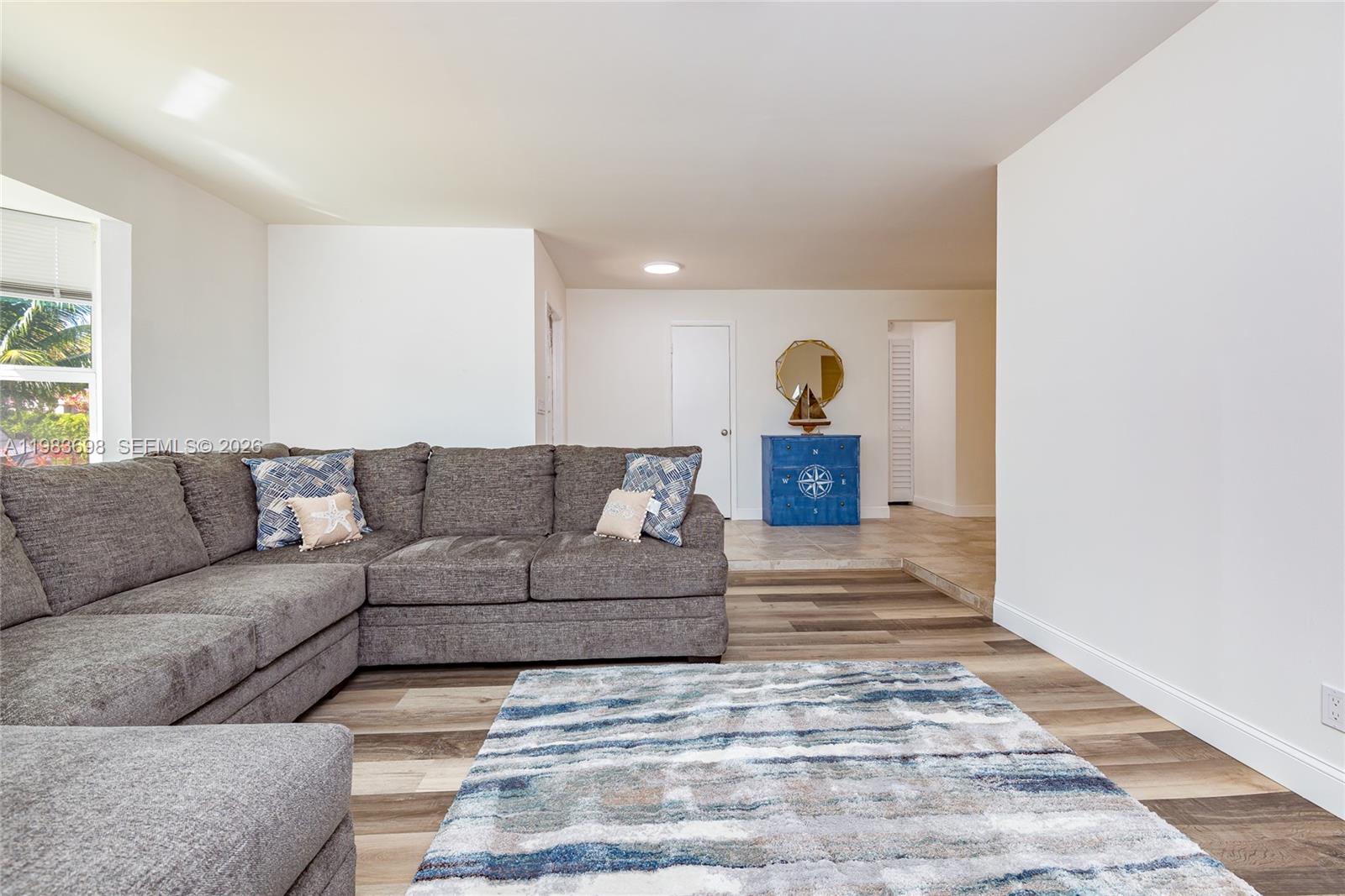 TROPIC PALMS 1 - Residential