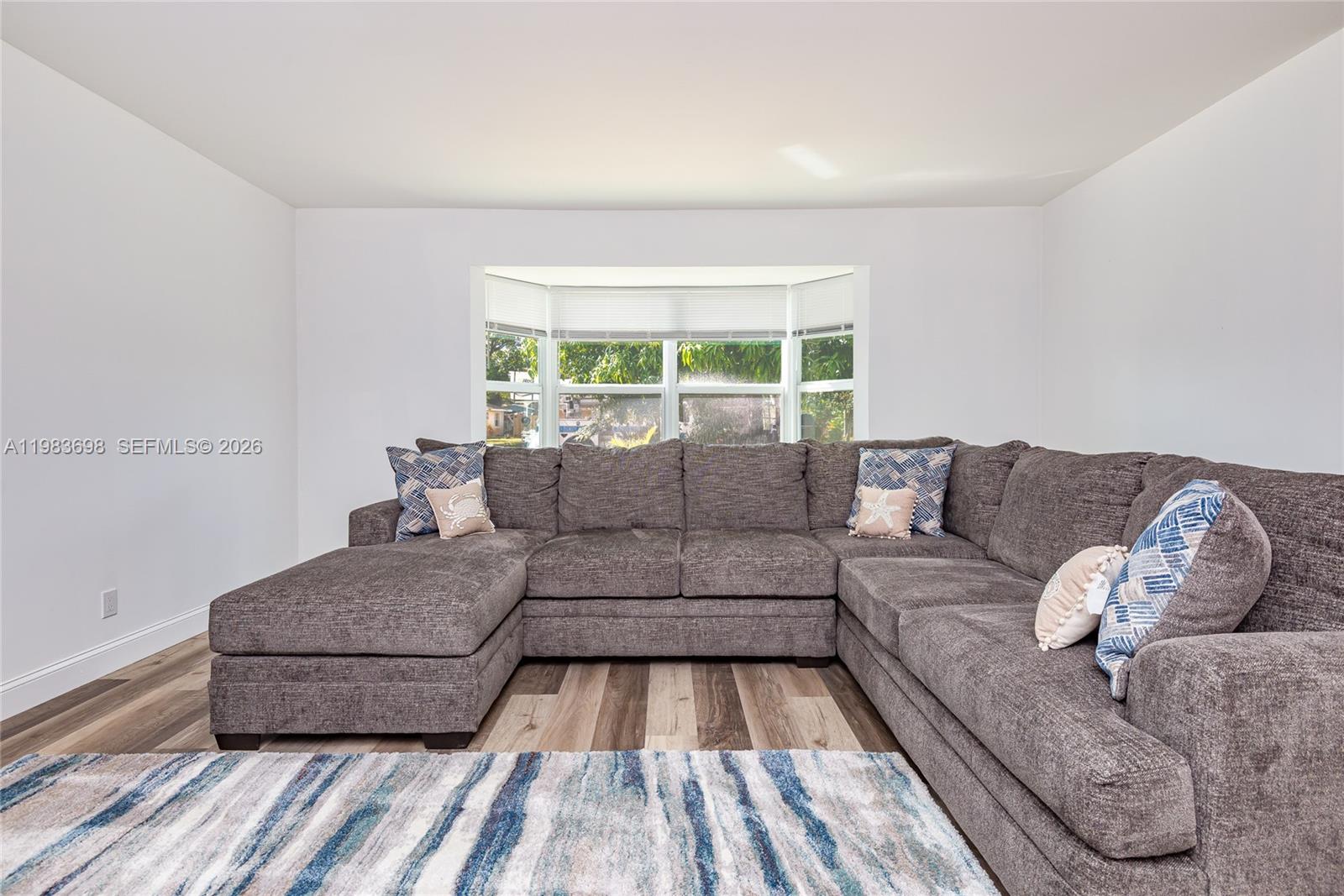 TROPIC PALMS 1 - Residential