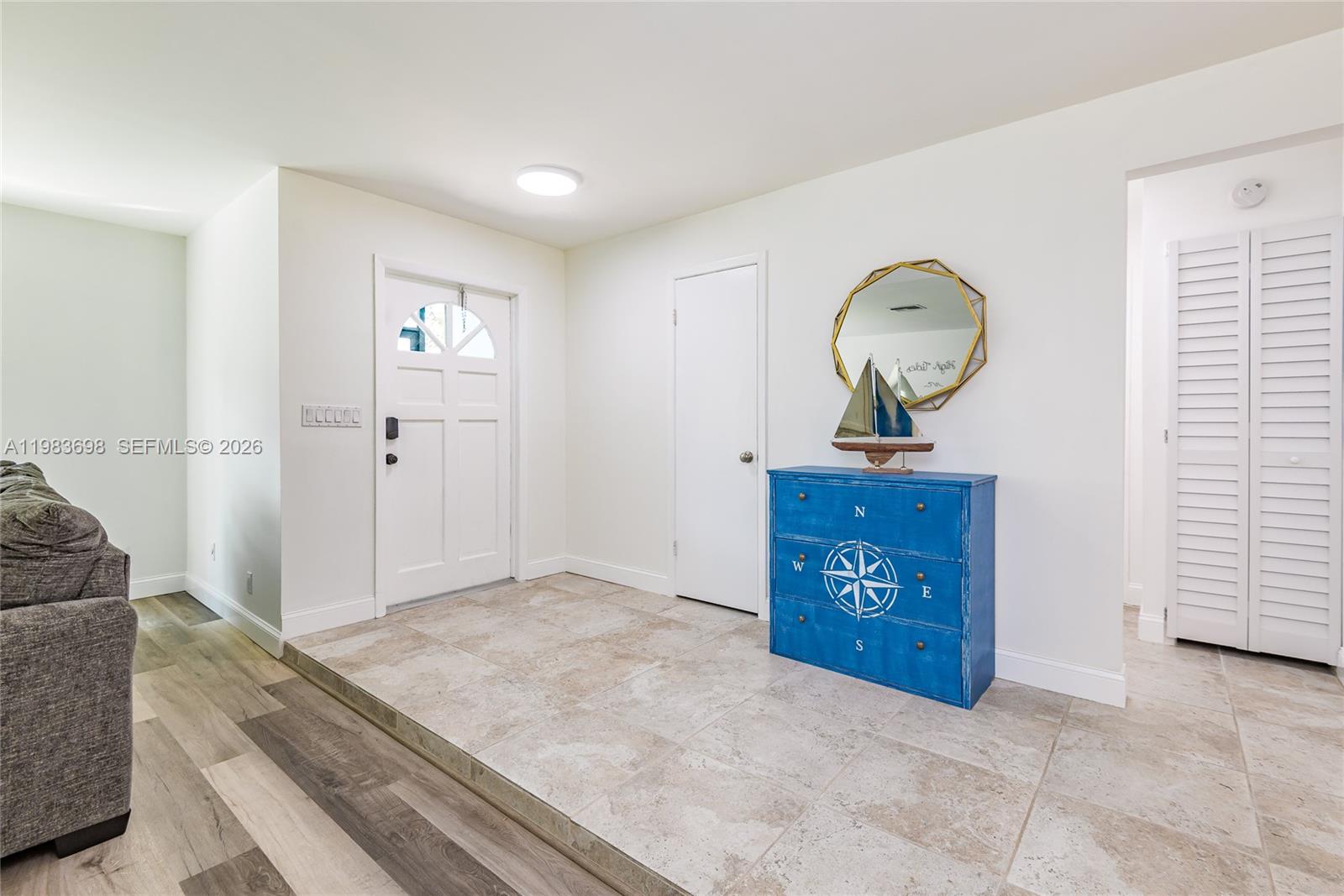 TROPIC PALMS 1 - Residential