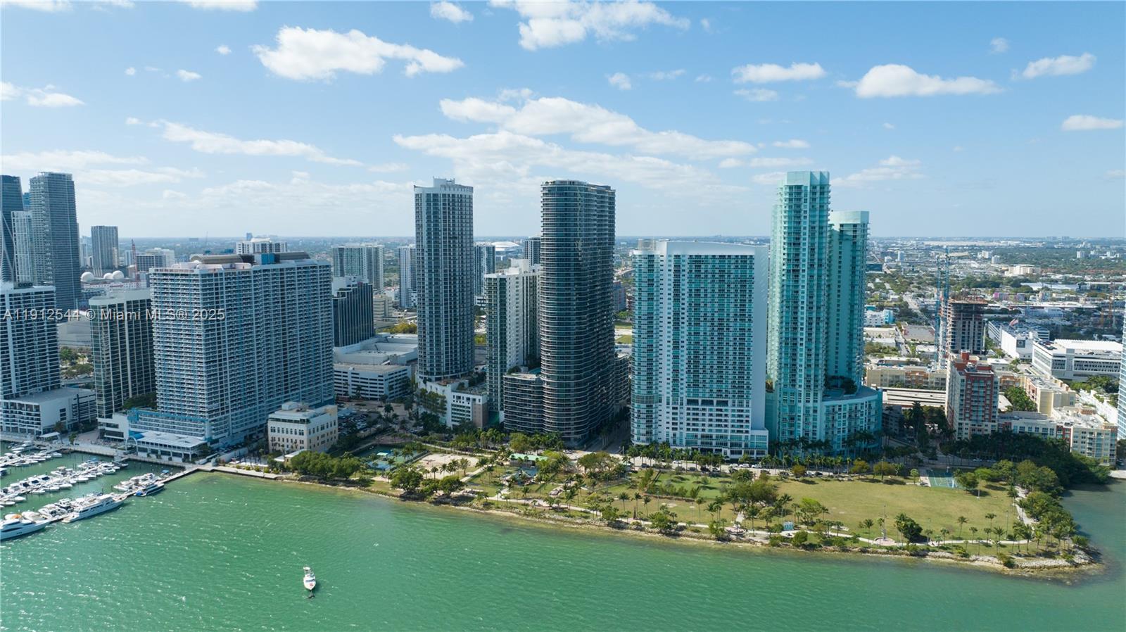 ARIA ON THE BAY CONDO - Residential