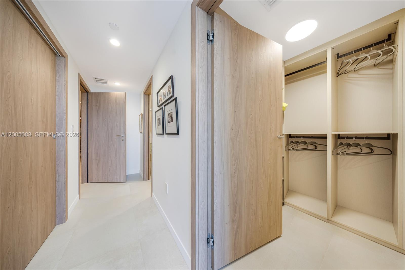 ONDA RESIDENCES - Residential