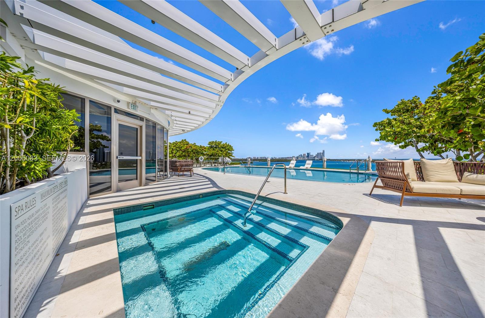 ONDA RESIDENCES - Residential