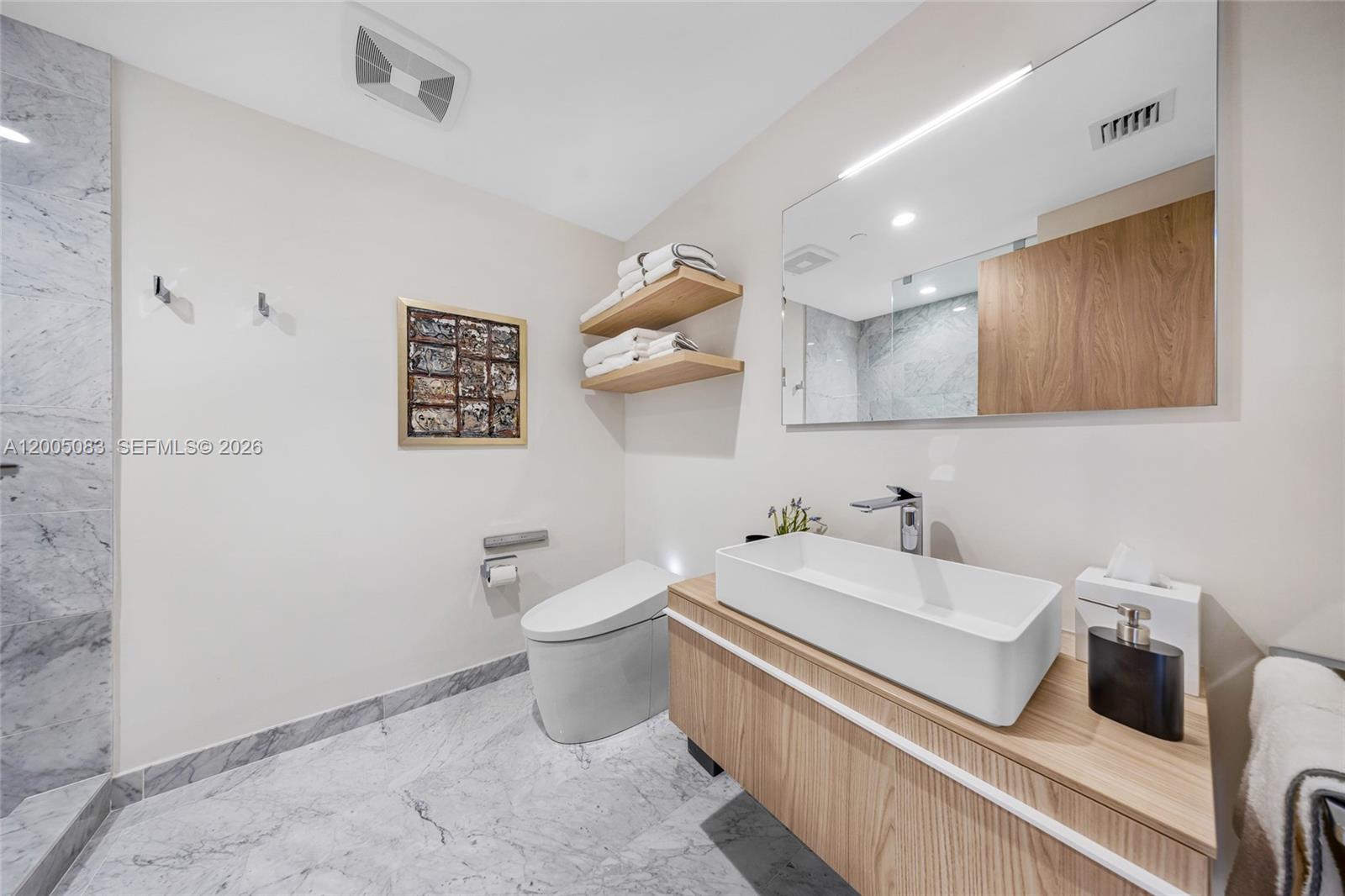 ONDA RESIDENCES - Residential