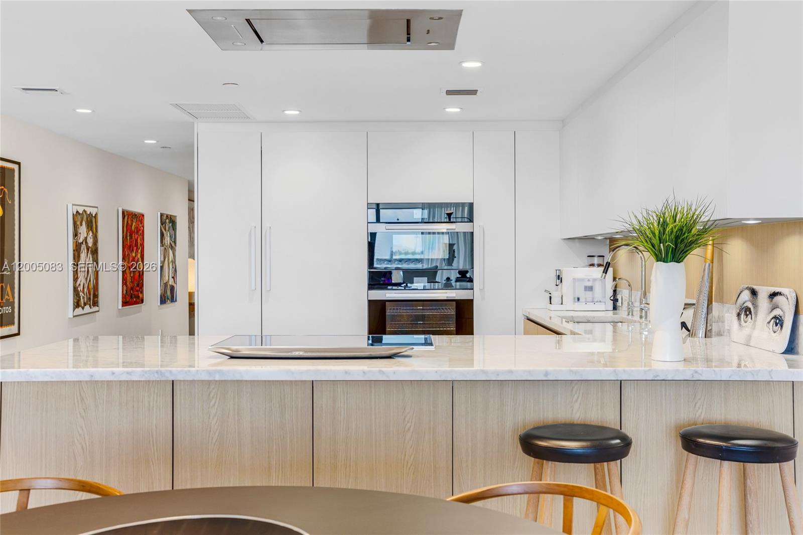 ONDA RESIDENCES - Residential