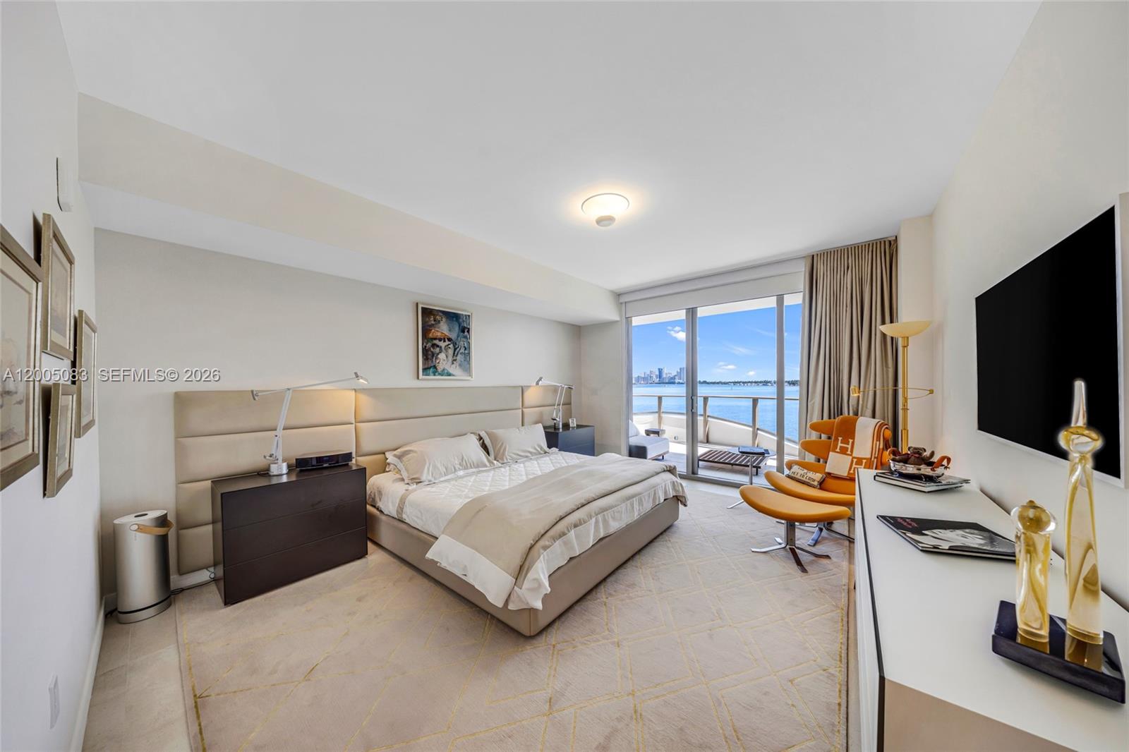 ONDA RESIDENCES - Residential