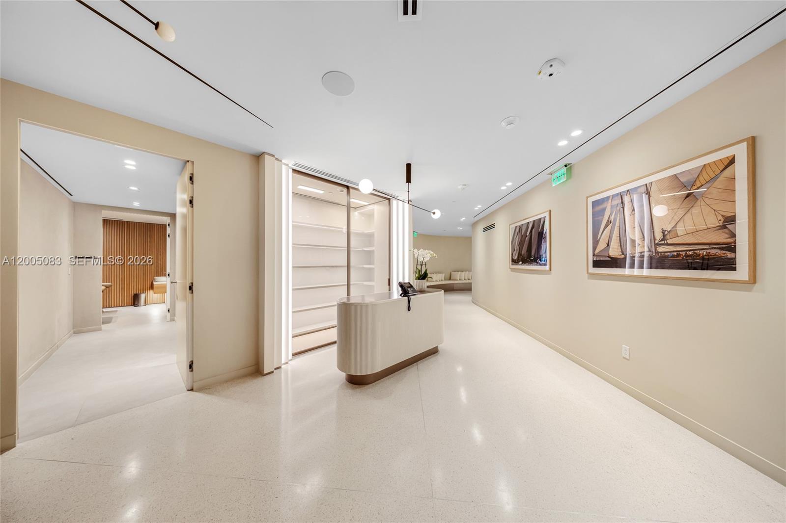 ONDA RESIDENCES - Residential