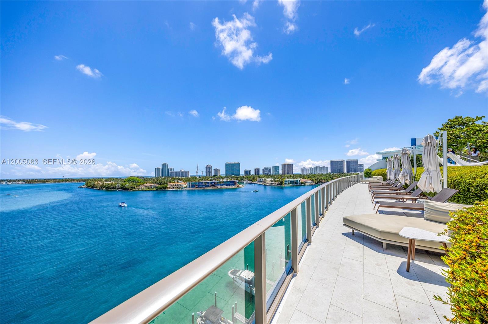 ONDA RESIDENCES - Residential