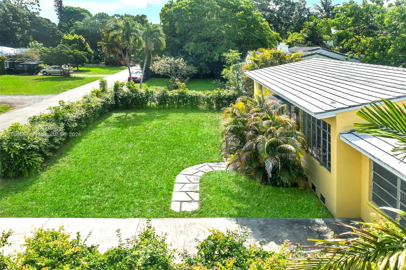 GRIFFING BISCAYNE PARK ES - Residential