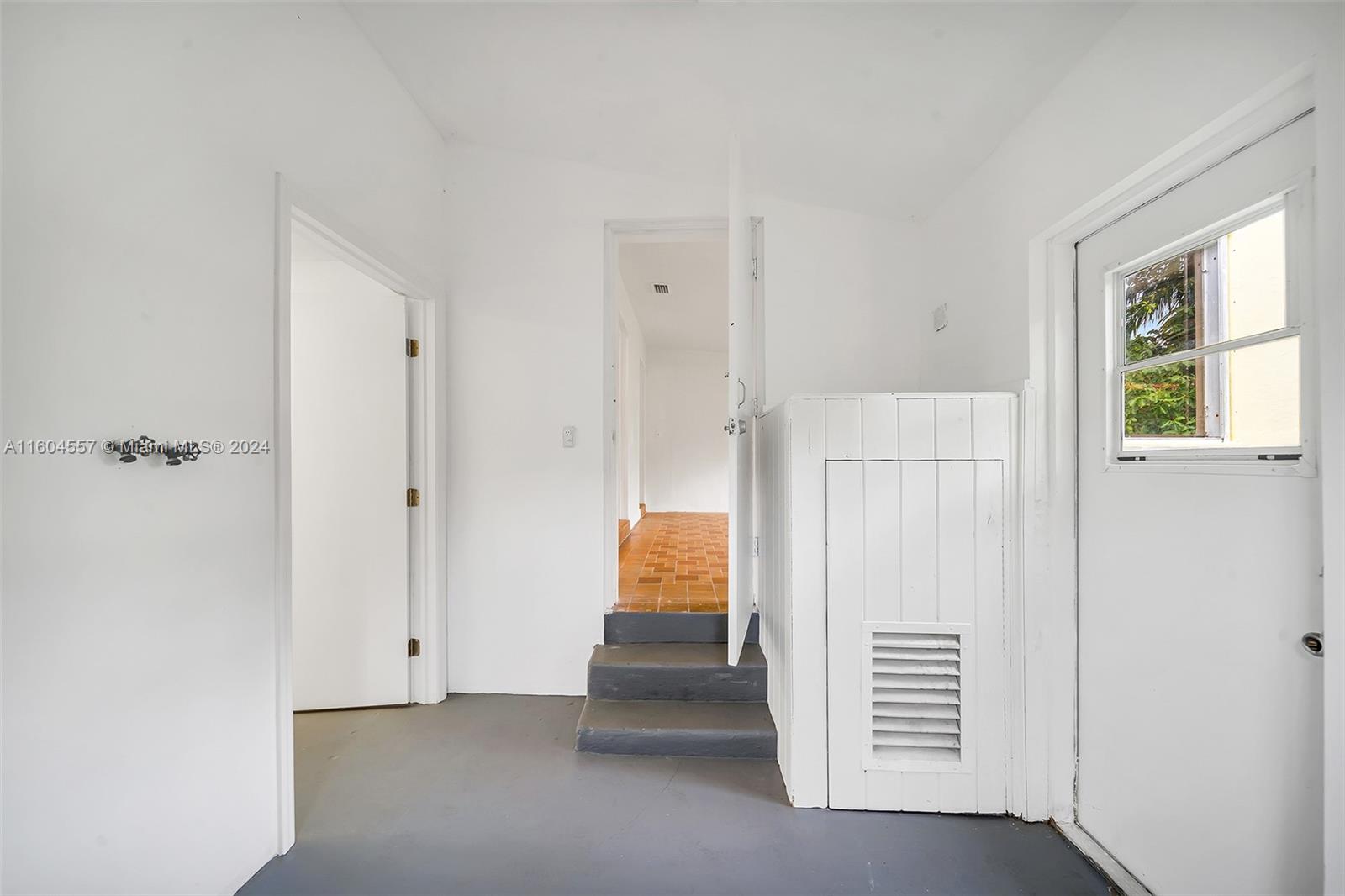 GRIFFING BISCAYNE PARK ES - Residential
