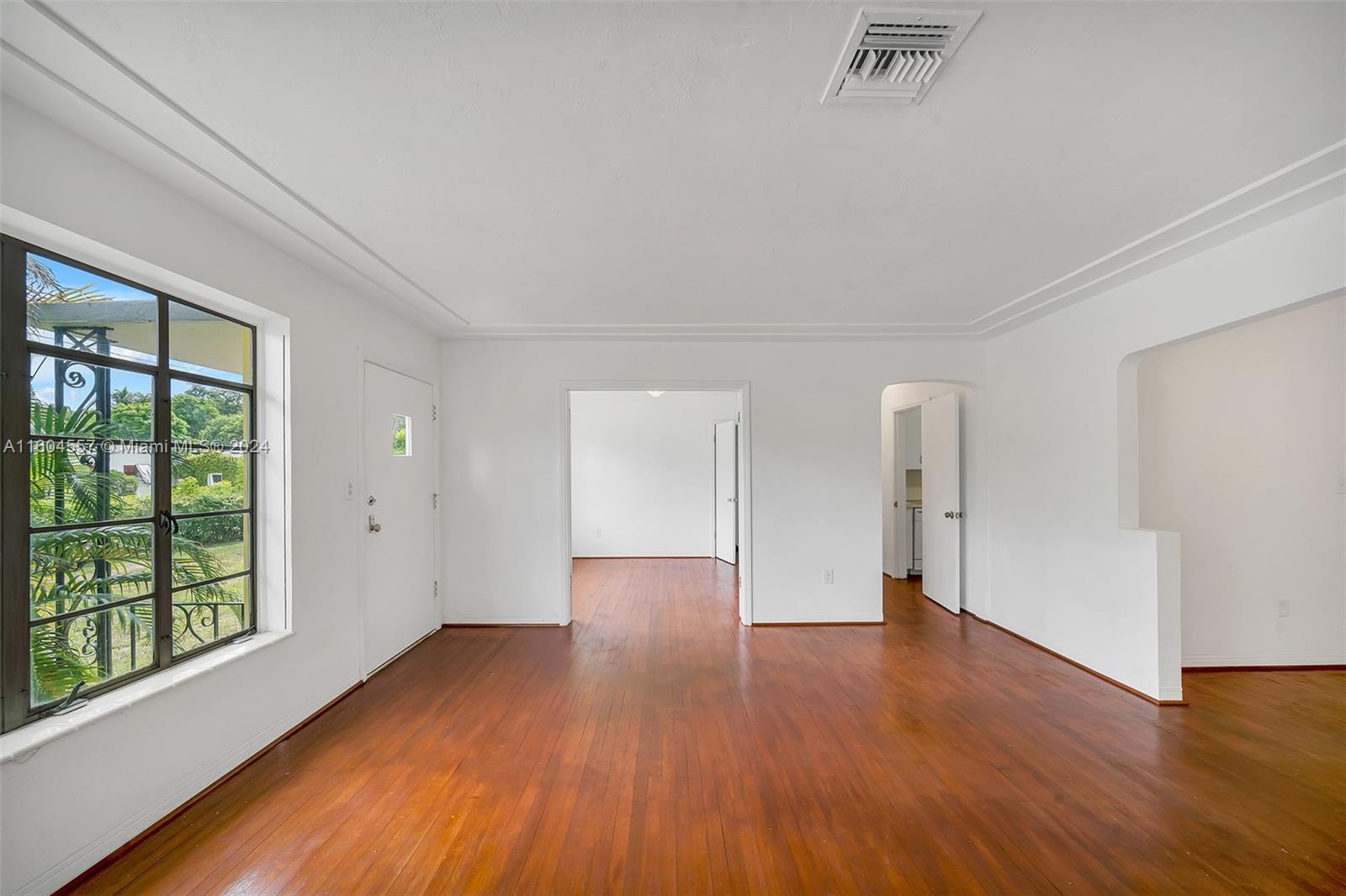 GRIFFING BISCAYNE PARK ES - Residential