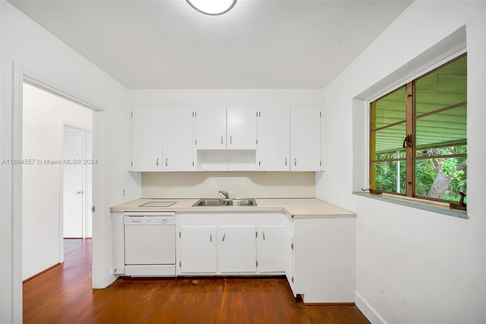 GRIFFING BISCAYNE PARK ES - Residential