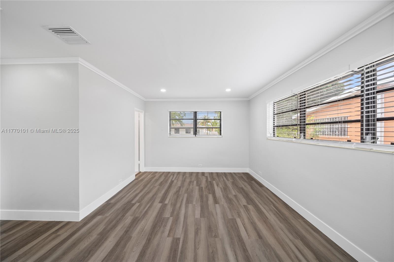 HIGHLAND MANOR SEC 3 - Residential