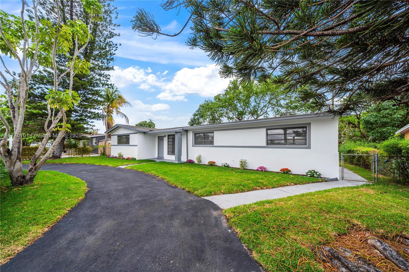 HIGHLAND MANOR SEC 3 - Residential