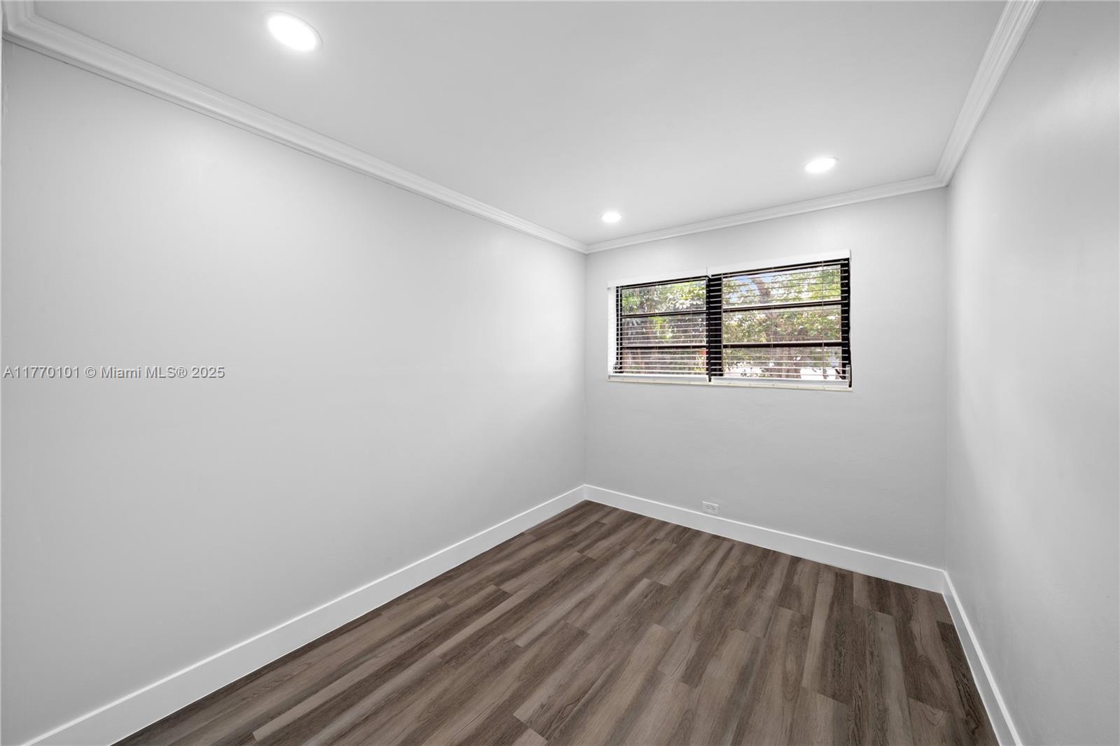 HIGHLAND MANOR SEC 3 - Residential