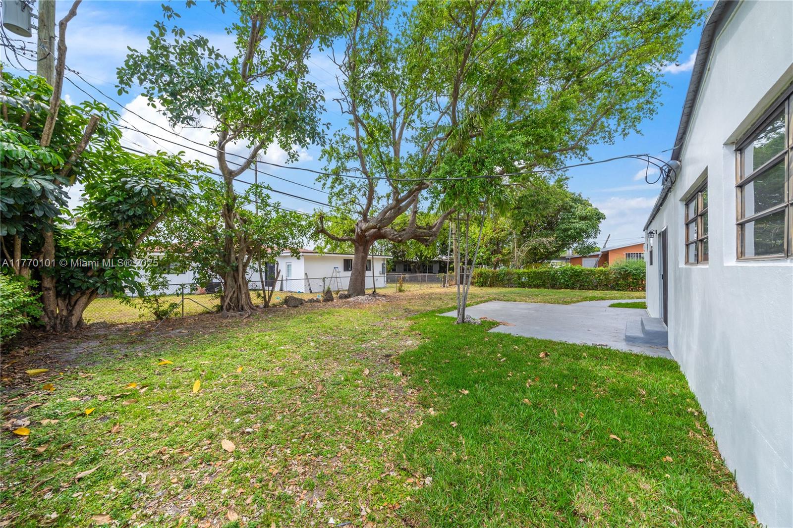 HIGHLAND MANOR SEC 3 - Residential