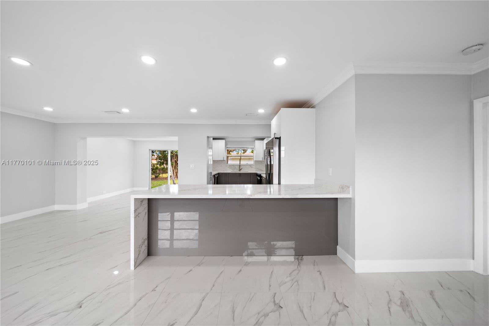 HIGHLAND MANOR SEC 3 - Residential