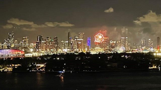 MIRADOR 1000 CONDO - Residential