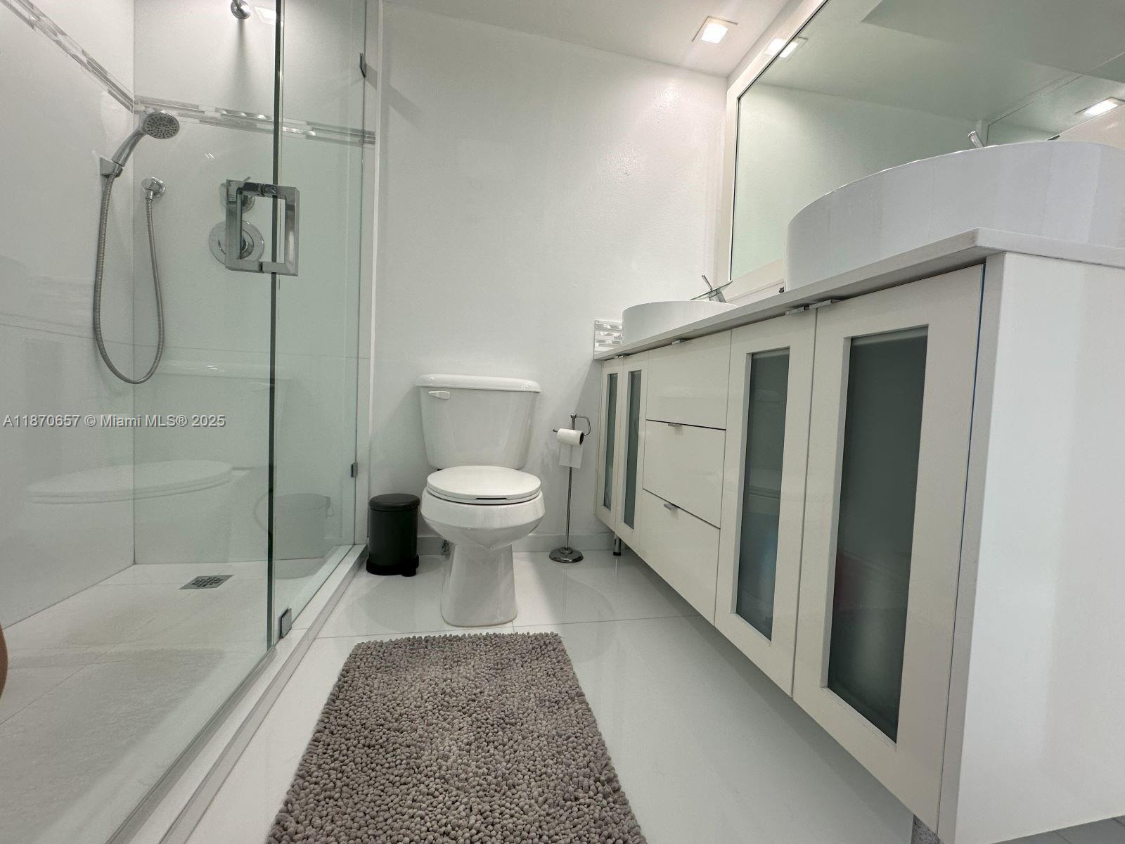 MIRADOR 1000 CONDO - Residential