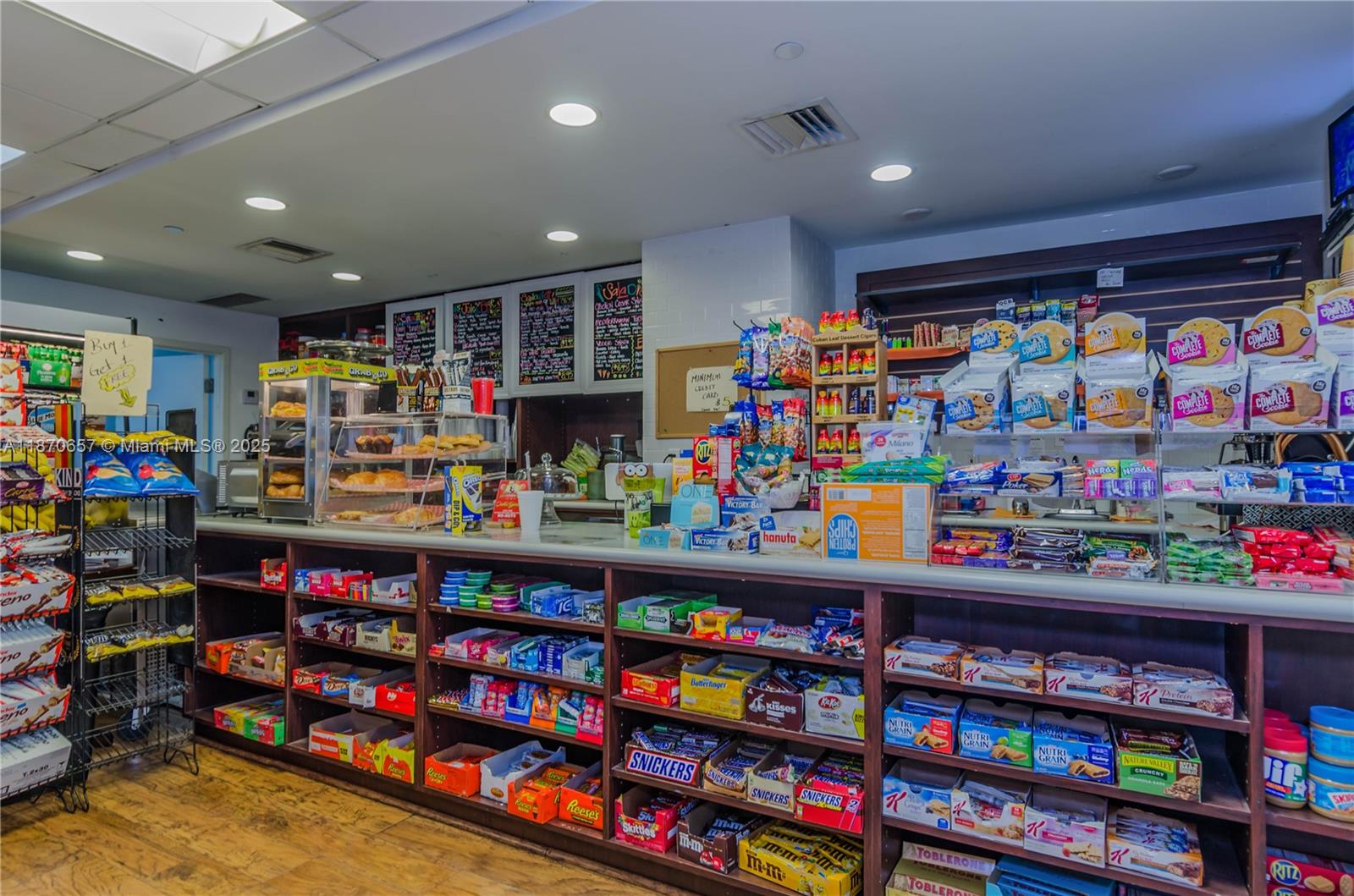 MIRADOR 1000 CONDO - Residential