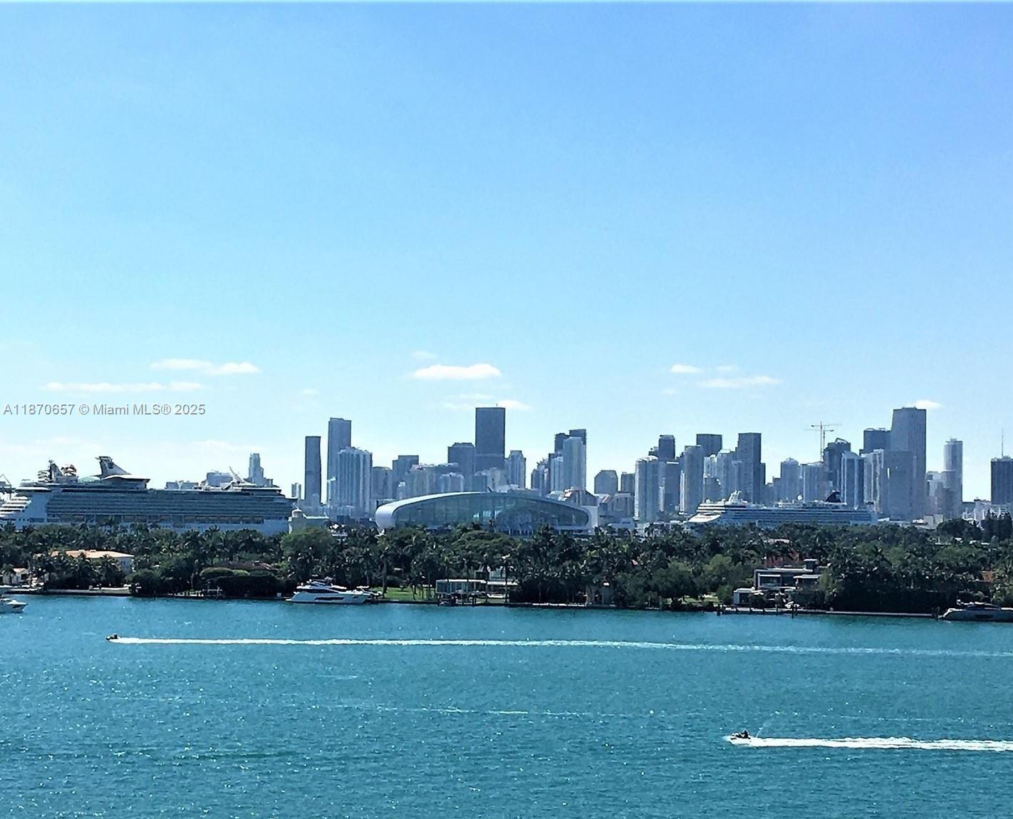 MIRADOR 1000 CONDO - Residential