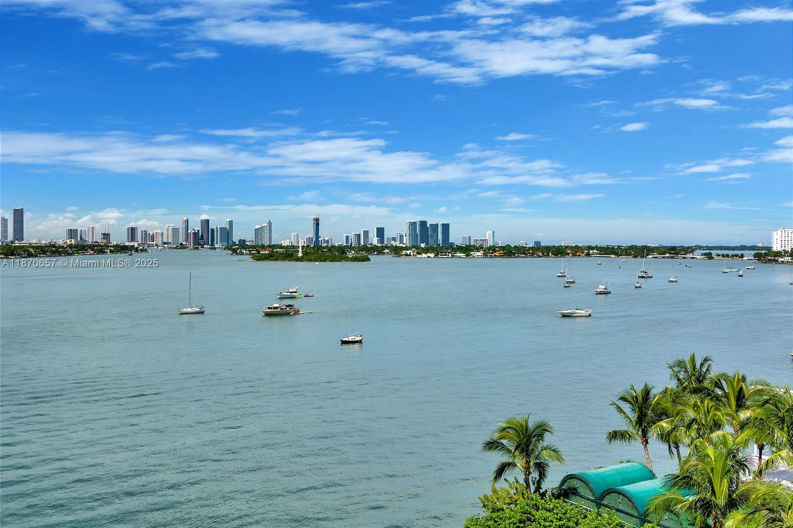 MIRADOR 1000 CONDO - Residential