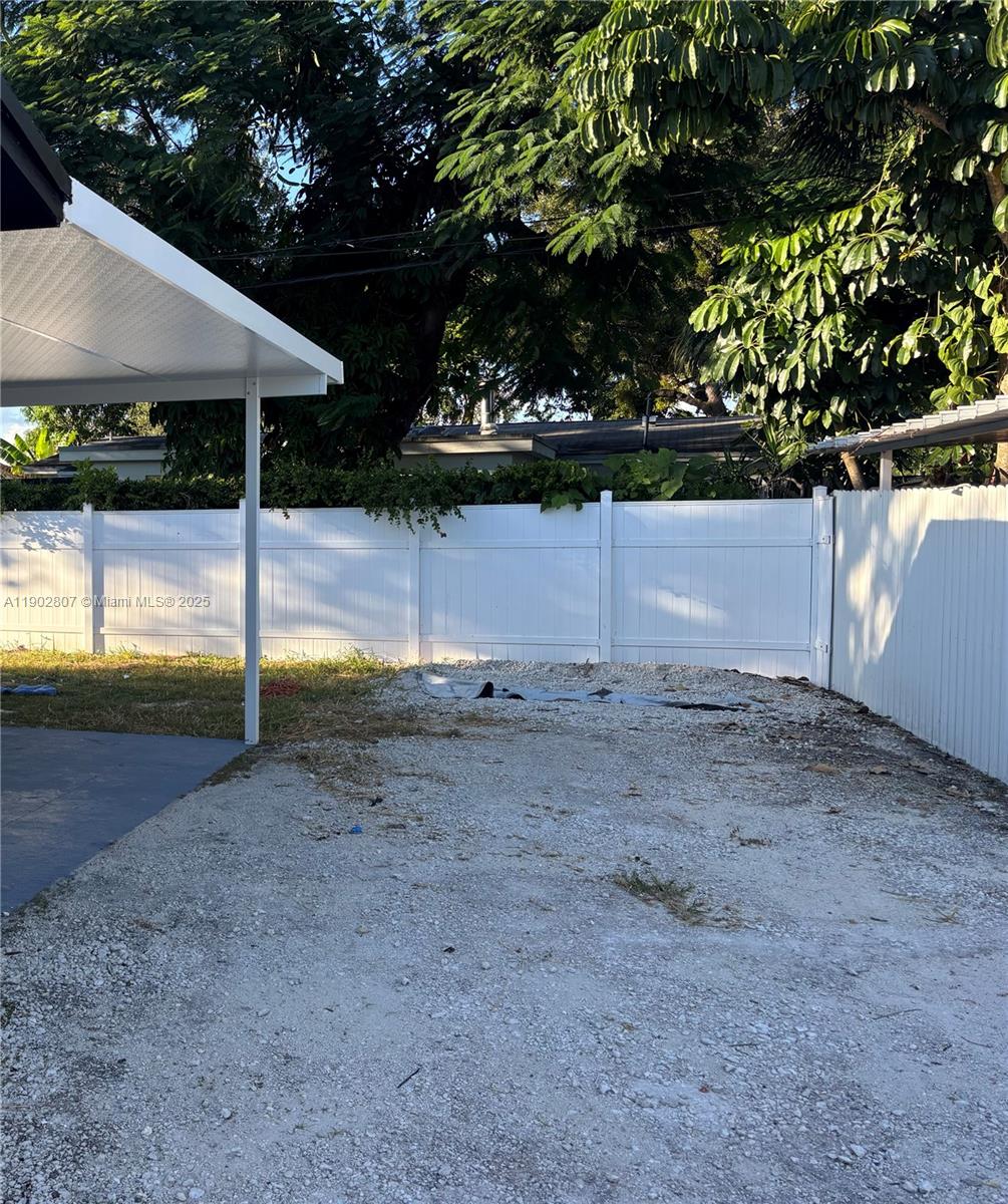 BOULEVARD HEIGHTS SEC TEN - Residential Lease