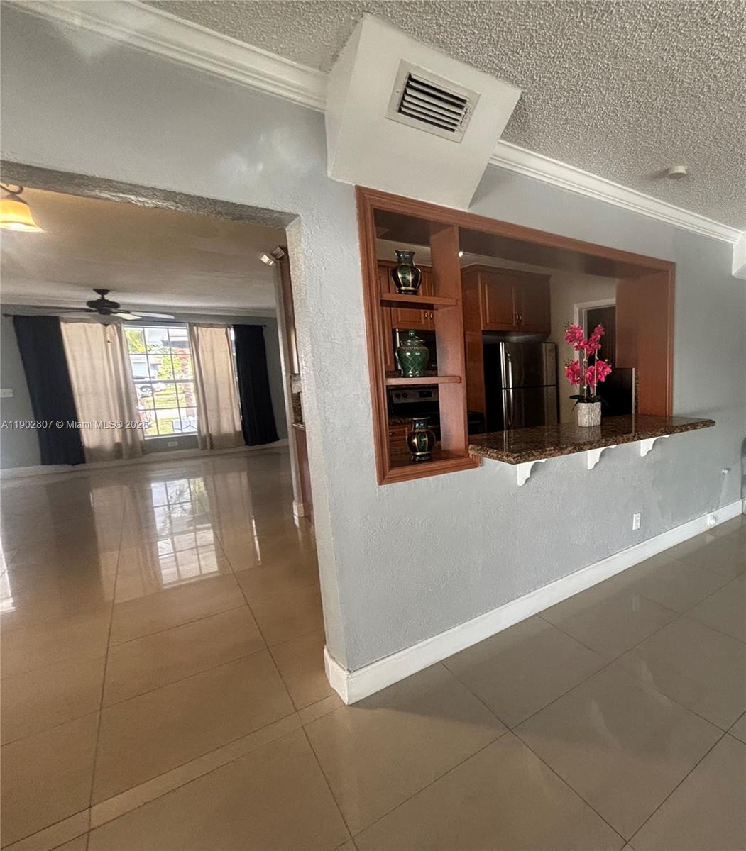 BOULEVARD HEIGHTS SEC TEN - Residential Lease