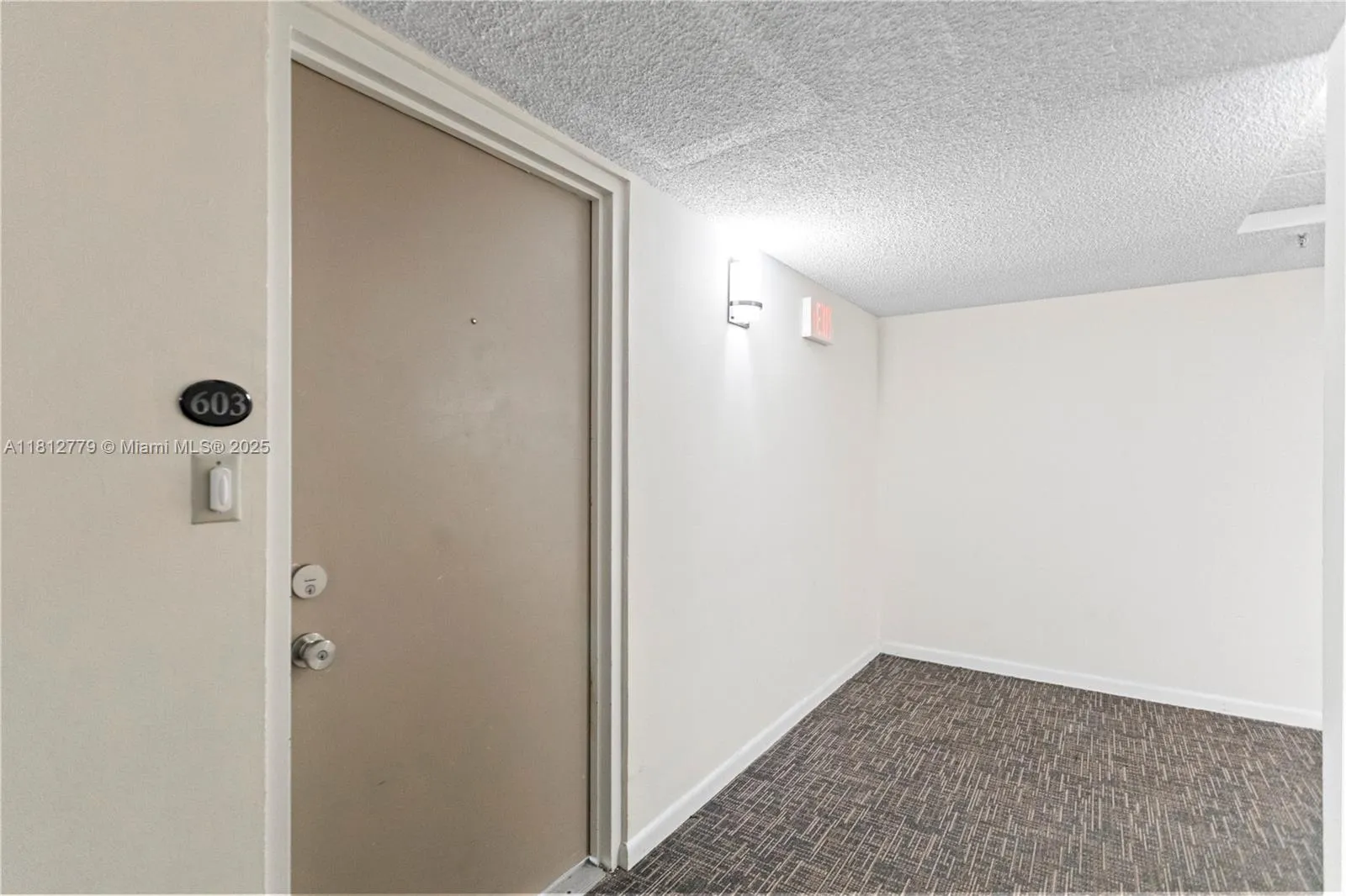 Miami, Florida 33179, United States, 1 Bedroom Bedrooms, ,2 BathroomsBathrooms,Residential,Active,140711