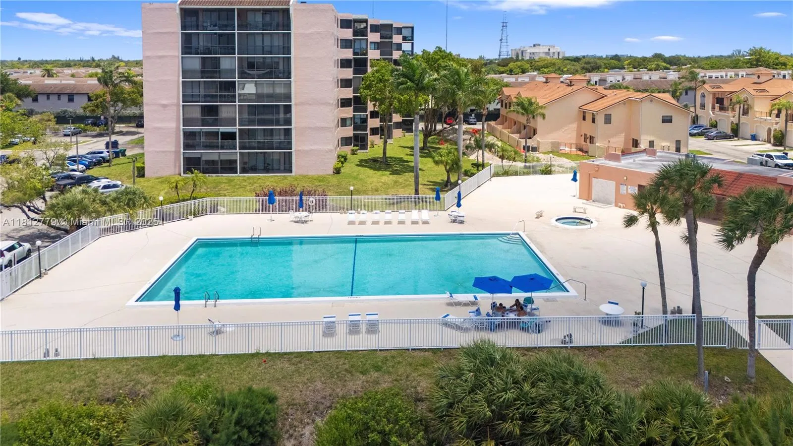 Miami, Florida 33179, United States, 1 Bedroom Bedrooms, ,2 BathroomsBathrooms,Residential,Active,140711