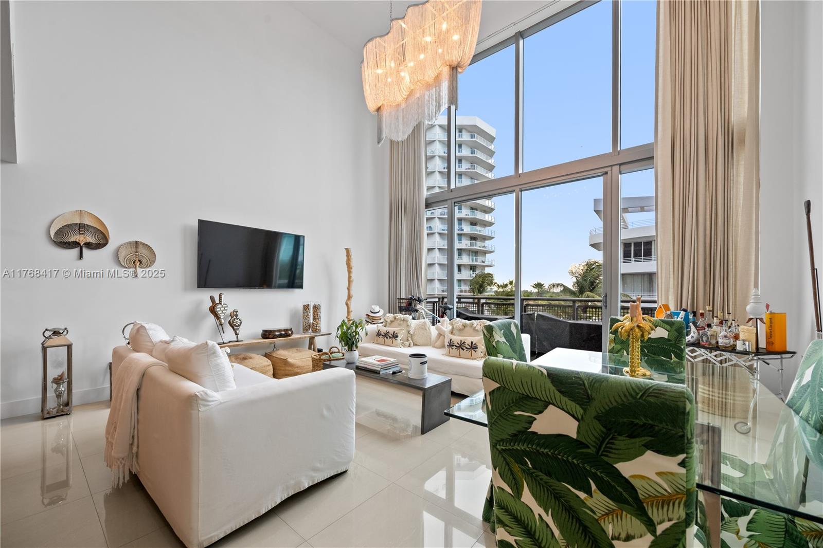 6000 Collins Ave 546