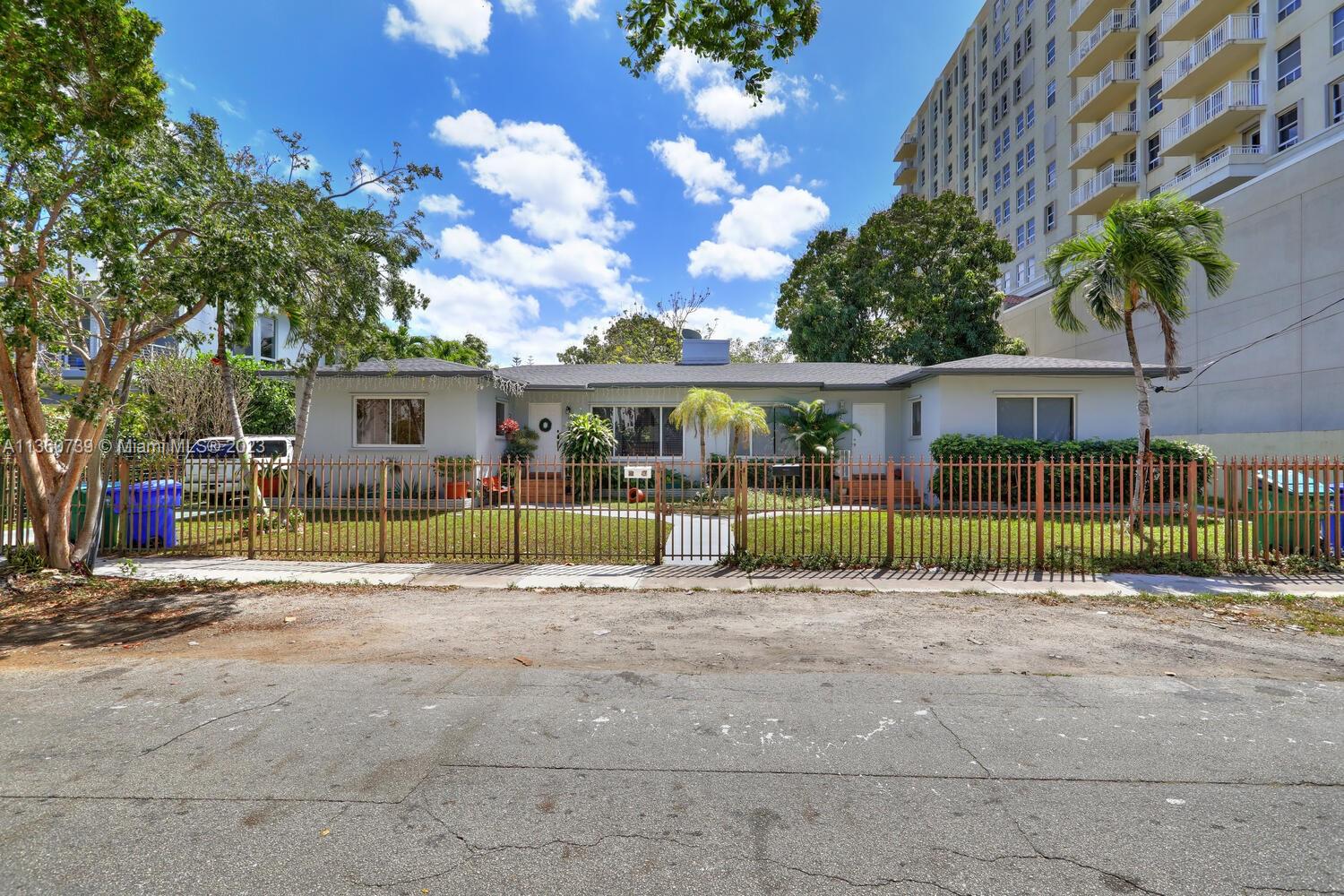 AMD PLAT OF MIAMI SUB AC - Residential Income